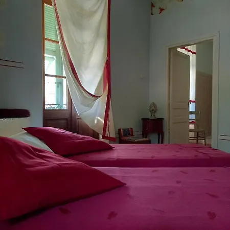 Bed and Breakfast La Casa Rosa à Pigna Extérieur photo